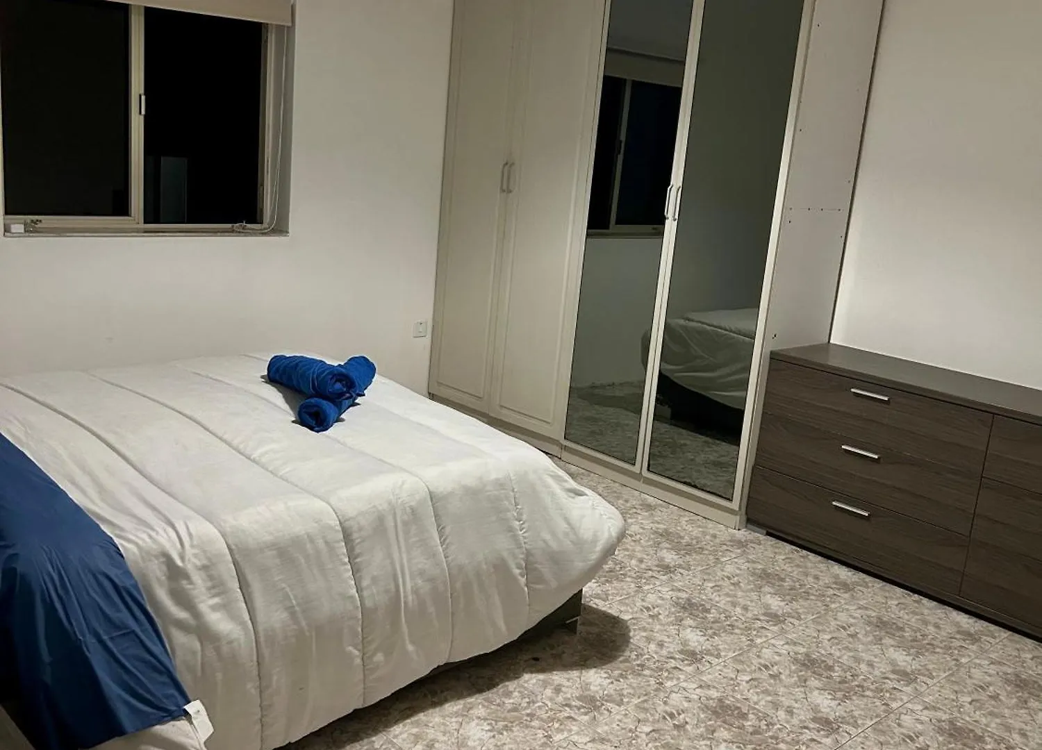 Urban Comfort Gzira 4 Bedroom Flat 0*,  Malta