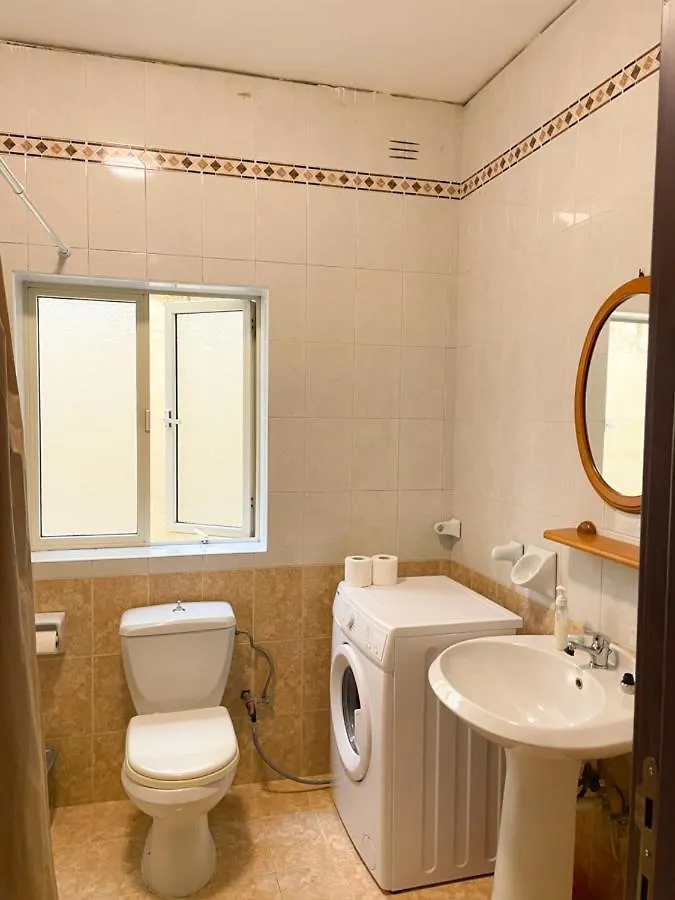 Urban Comfort Gzira 4 Bedroom Flat 0*,