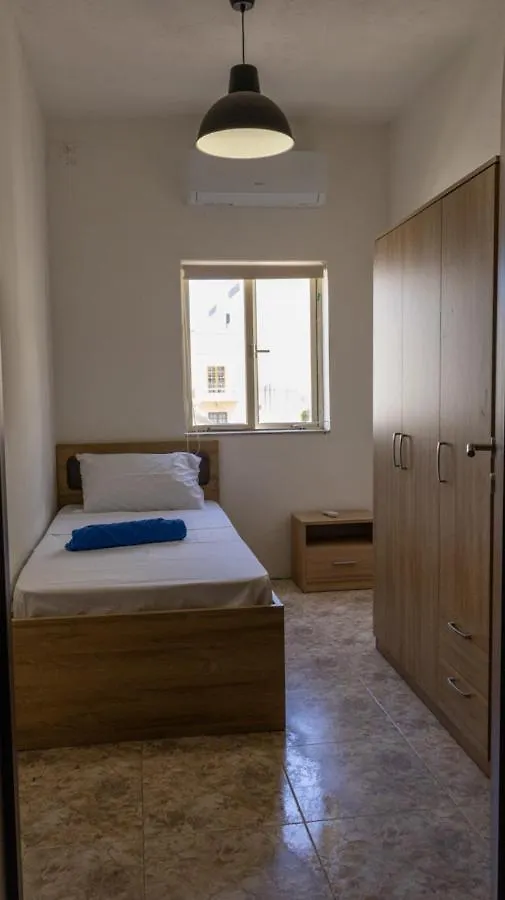 Apartment Urban Comfort Gzira 4 Bedroom Flat Malta